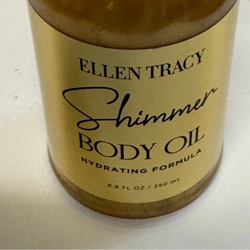 Ellen Tracy Shimmer Body Oil 8.8 OZ